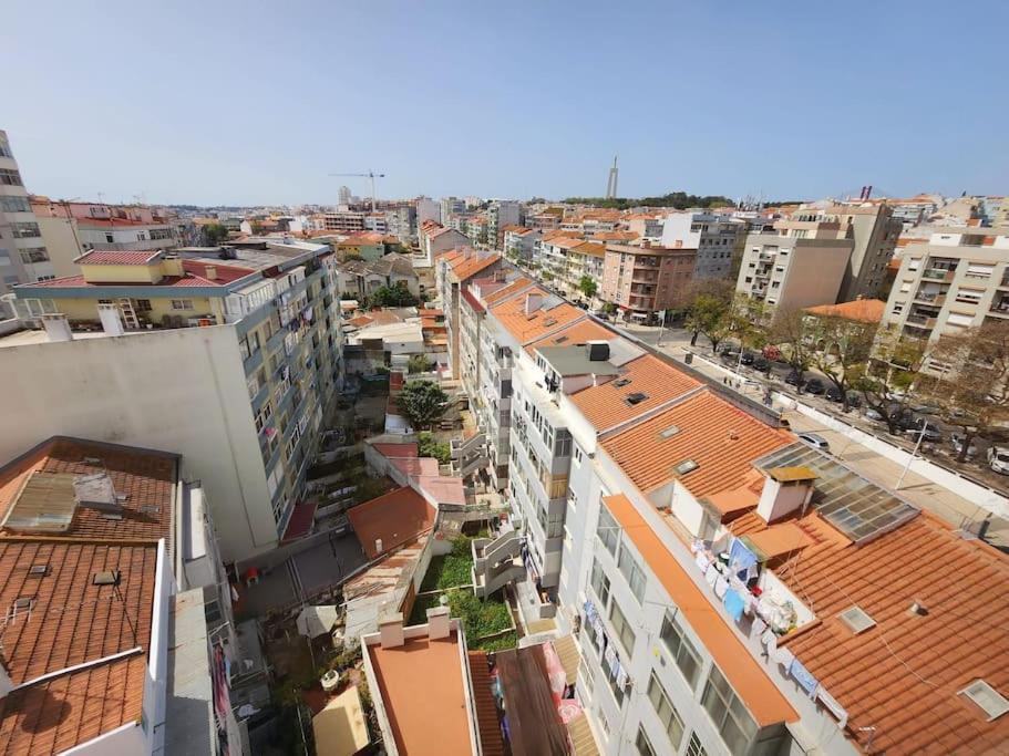 Cozy Apartment In Central Almada W Swing Chairs Zewnętrze zdjęcie